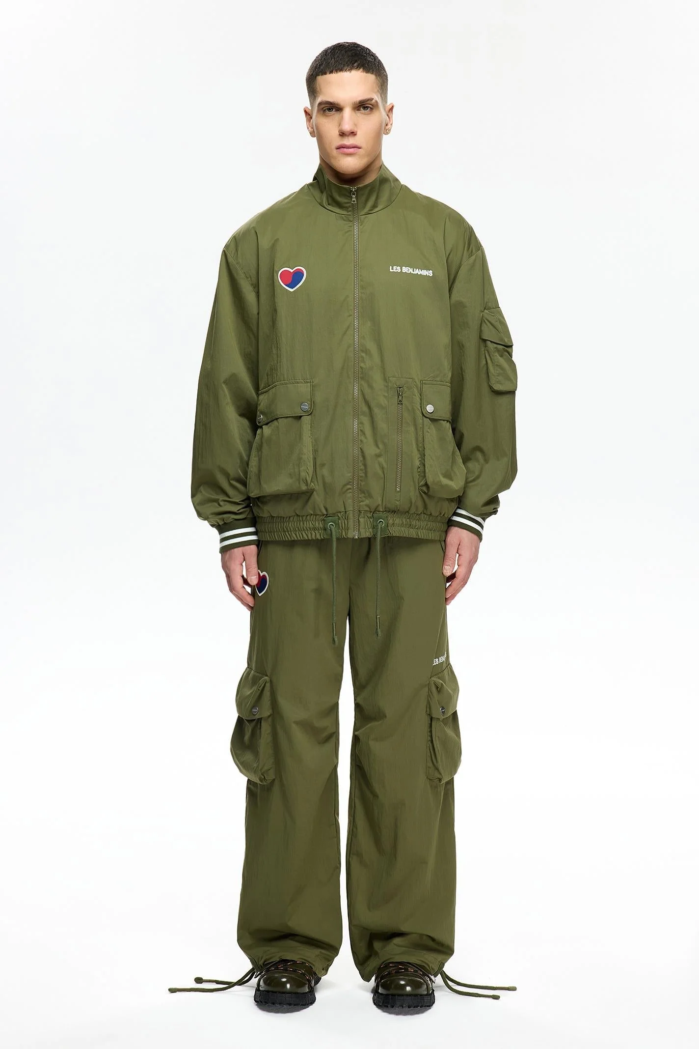 JACKET
JACKET