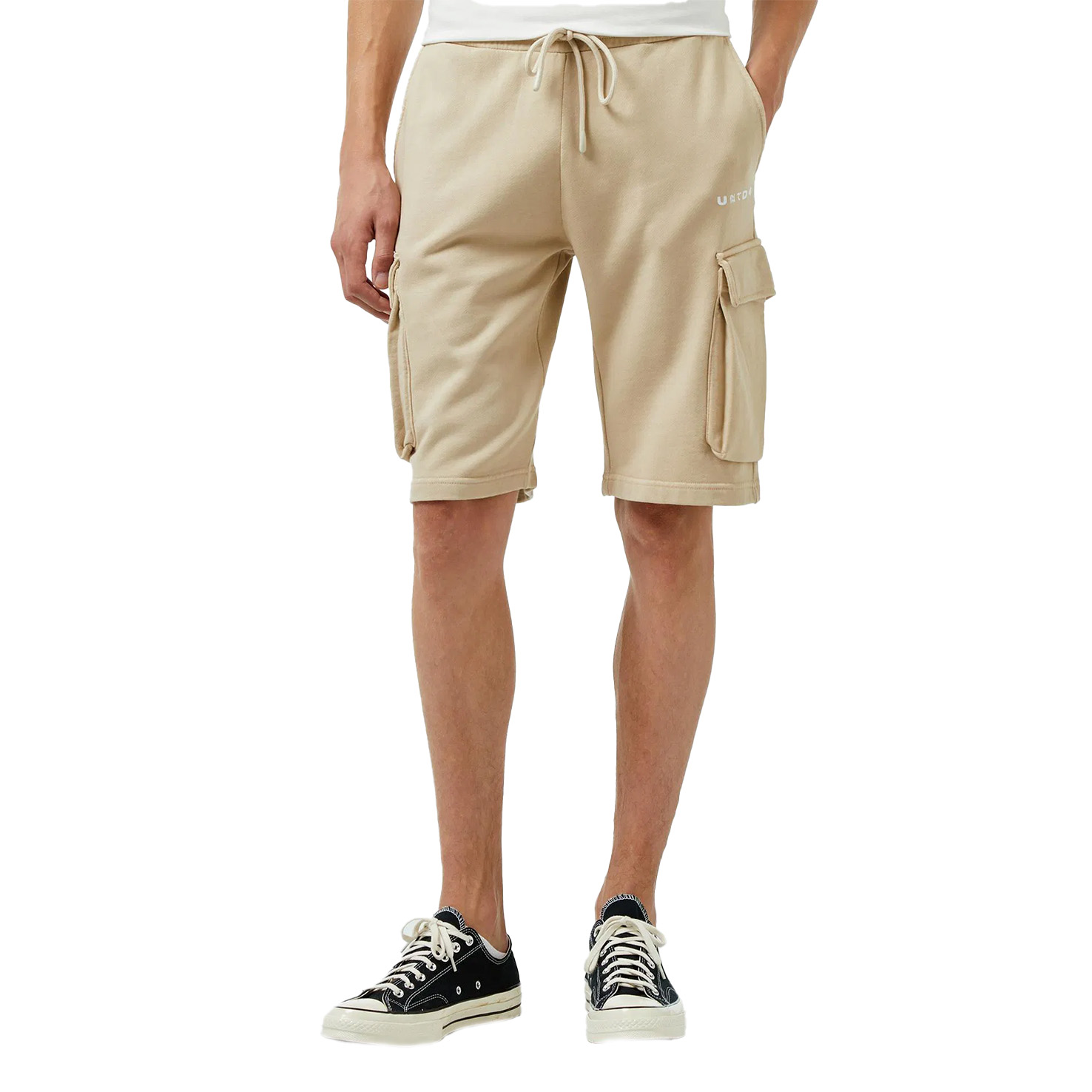 ESSENTIALS M SHORT