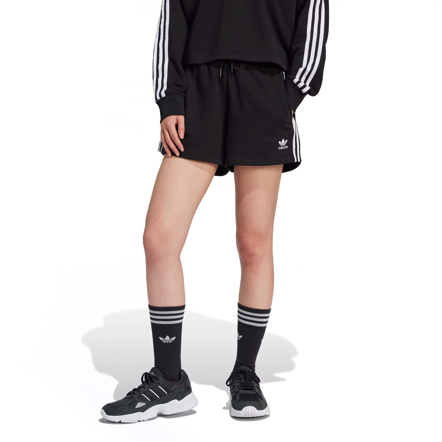 3 STRIPES SHORT