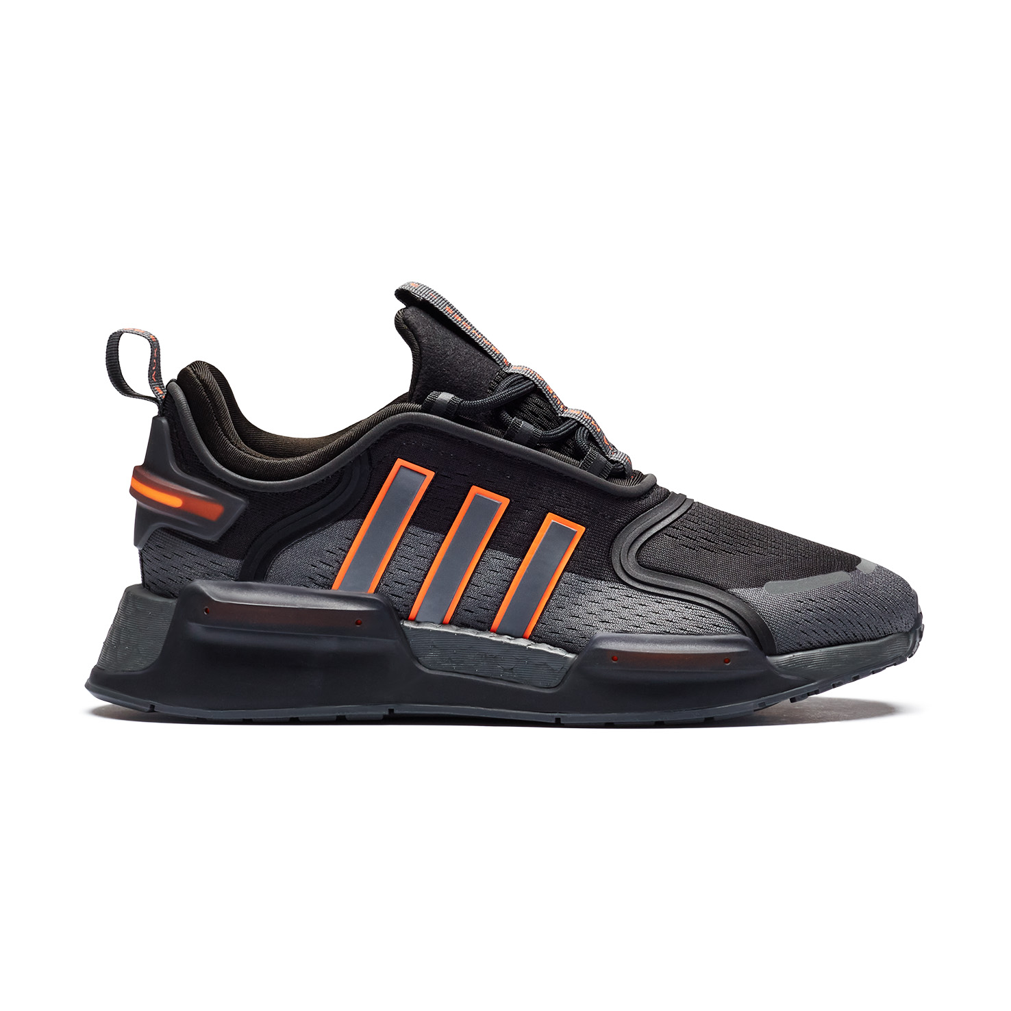 

NMD_V3, Черный