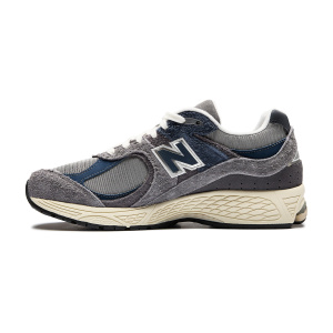 Мужские кроссовки New Balance M2002