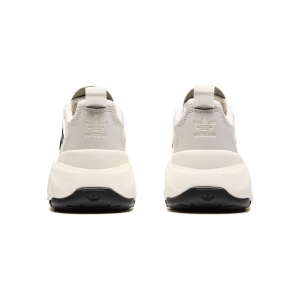 Женские кроссовки adidas OZGAIA