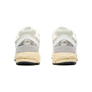 Мужские кроссовки New Balance M2002