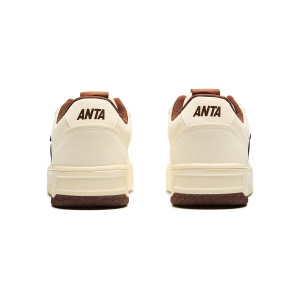 Женские кроссовки Anta BASIC