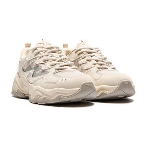 Женские кроссовки Anta Meteorolite