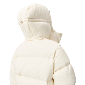 Женская куртка Lacoste SHORT PUFFER