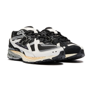 Женские кроссовки New Balance 1906