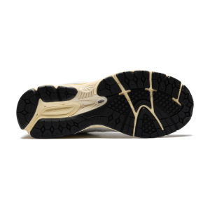 Мужские кроссовки New Balance M2002