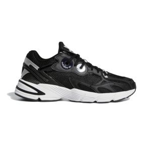 Женские кроссовки adidas ASTIR