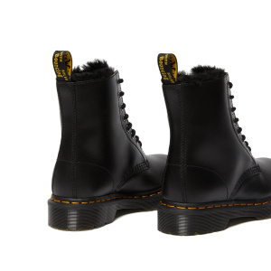 Женские ботинки Dr. Martens 1460 Serena8 Eye Boot