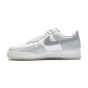 Женские кеды Nike Air Force 1 '07 LV8