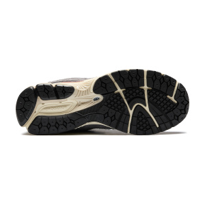 Мужские кроссовки New Balance M2002