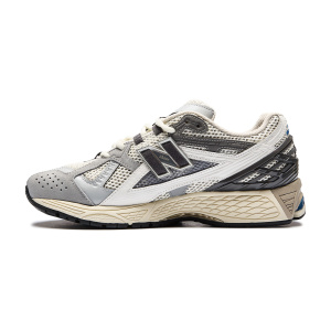 Женские кроссовки New Balance 1906