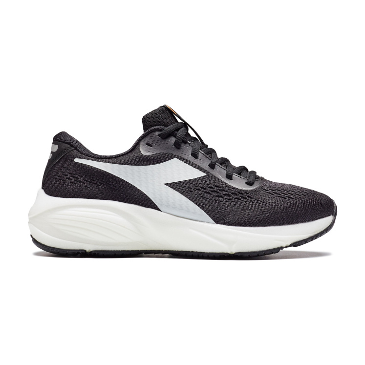 Женские кроссовки diadora FRECCIA