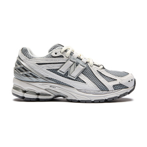Женские кроссовки New Balance 1906