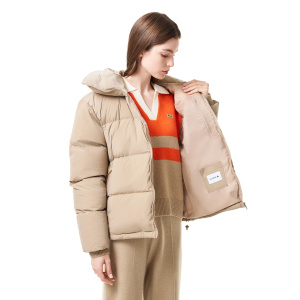 Женская куртка Lacoste OUTERWEAR