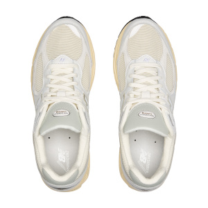 Мужские кроссовки New Balance M2002