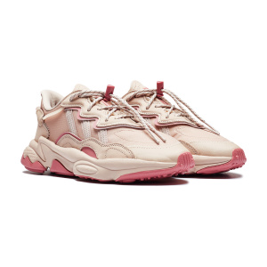 Женские кроссовки adidas OZWEEGO