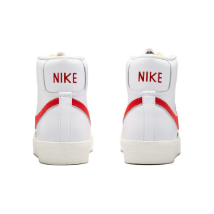 Женские кеды Nike Blazer Mid '77 Vintage