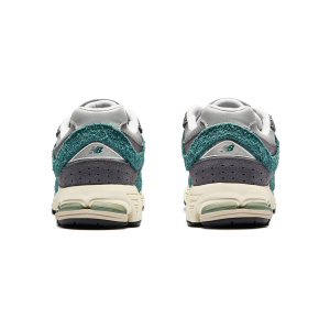 Мужские кроссовки New Balance M2002