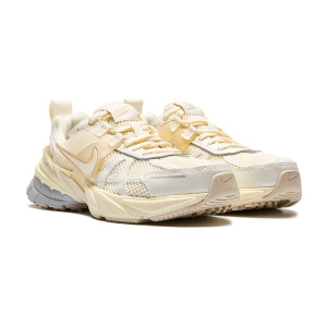 Женские кроссовки Nike V2K RUN