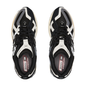 Женские кроссовки New Balance 1906