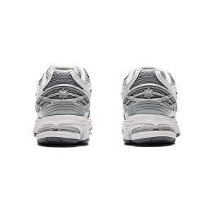 Женские кроссовки New Balance 1906
