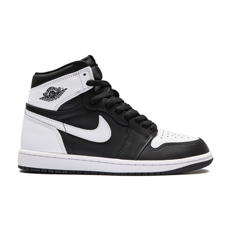 Мужские кроссовки Nike JORDAN 1 RETRO HIGH OG BLACK WHITE