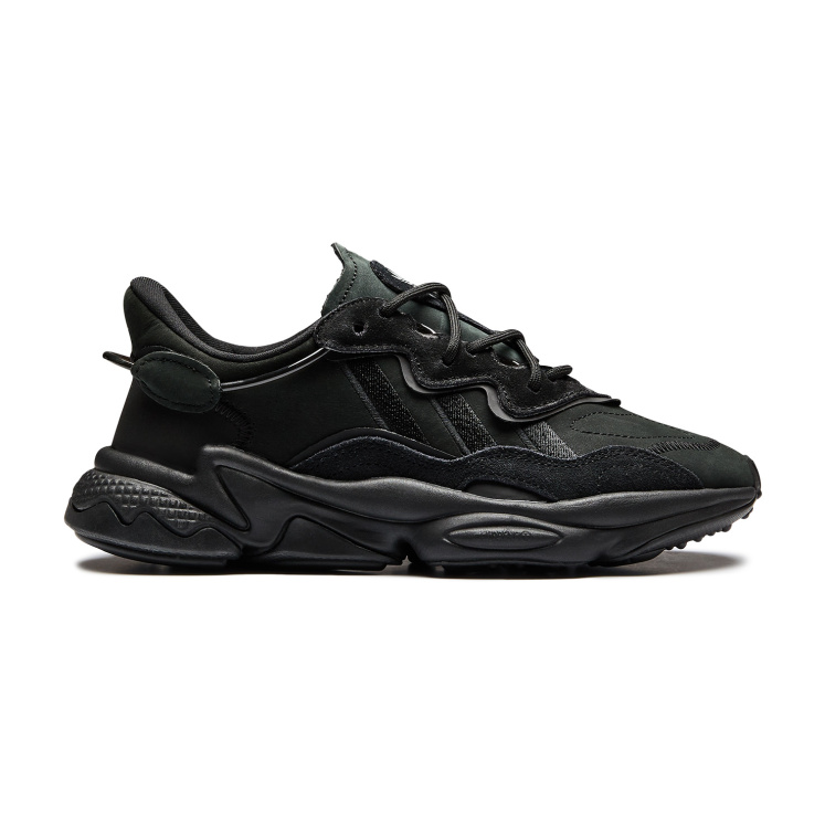 Женские кроссовки adidas OZWEEGO
