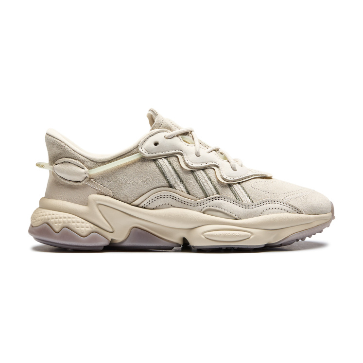Женские кроссовки adidas OZWEEGO