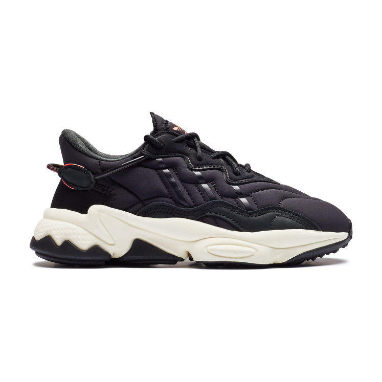 Женские кроссовки adidas OZWEEGO