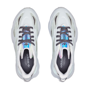 Женские кроссовки adidas OZWEEGO CELOX