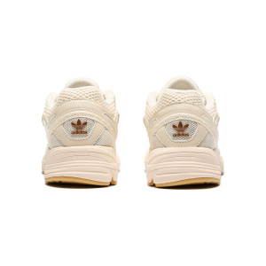 Женские кроссовки adidas ASTIR