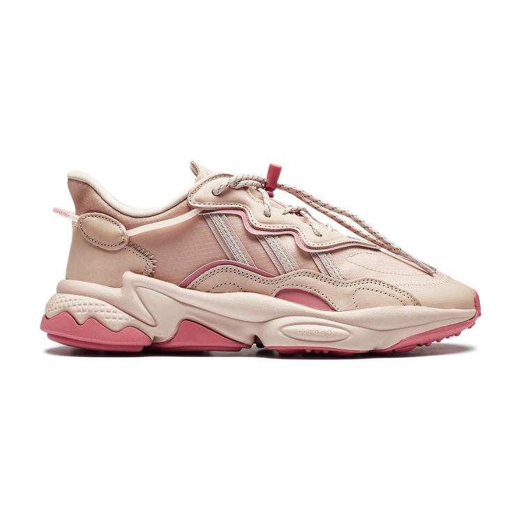 Женские кроссовки adidas OZWEEGO