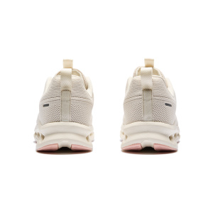 Женские кроссовки UNITED 4 W504T