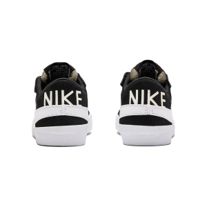 Женские кеды Nike Blazer Low '77 Jumbo