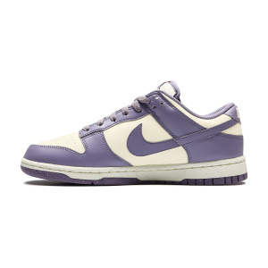 Женские кроссовки Nike Dunk Low