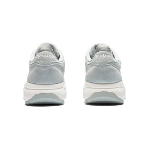Женские кроссовки Reebok CLASSIC LEATHER SP Extra