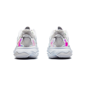 Женские кроссовки adidas OZWEEGO CELOX