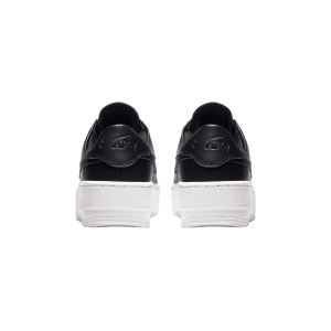 Женские кроссовки Nike AIR FORCE 1 SAGE LOW