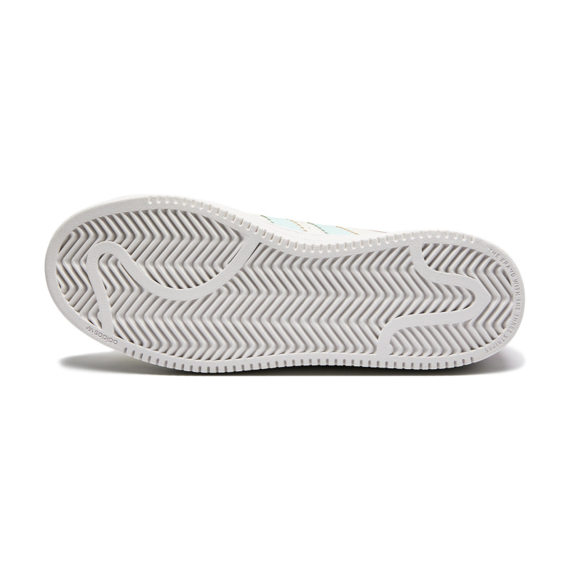 Кроссовки Adidas ADH05637 купить в интернет магазине в Москве